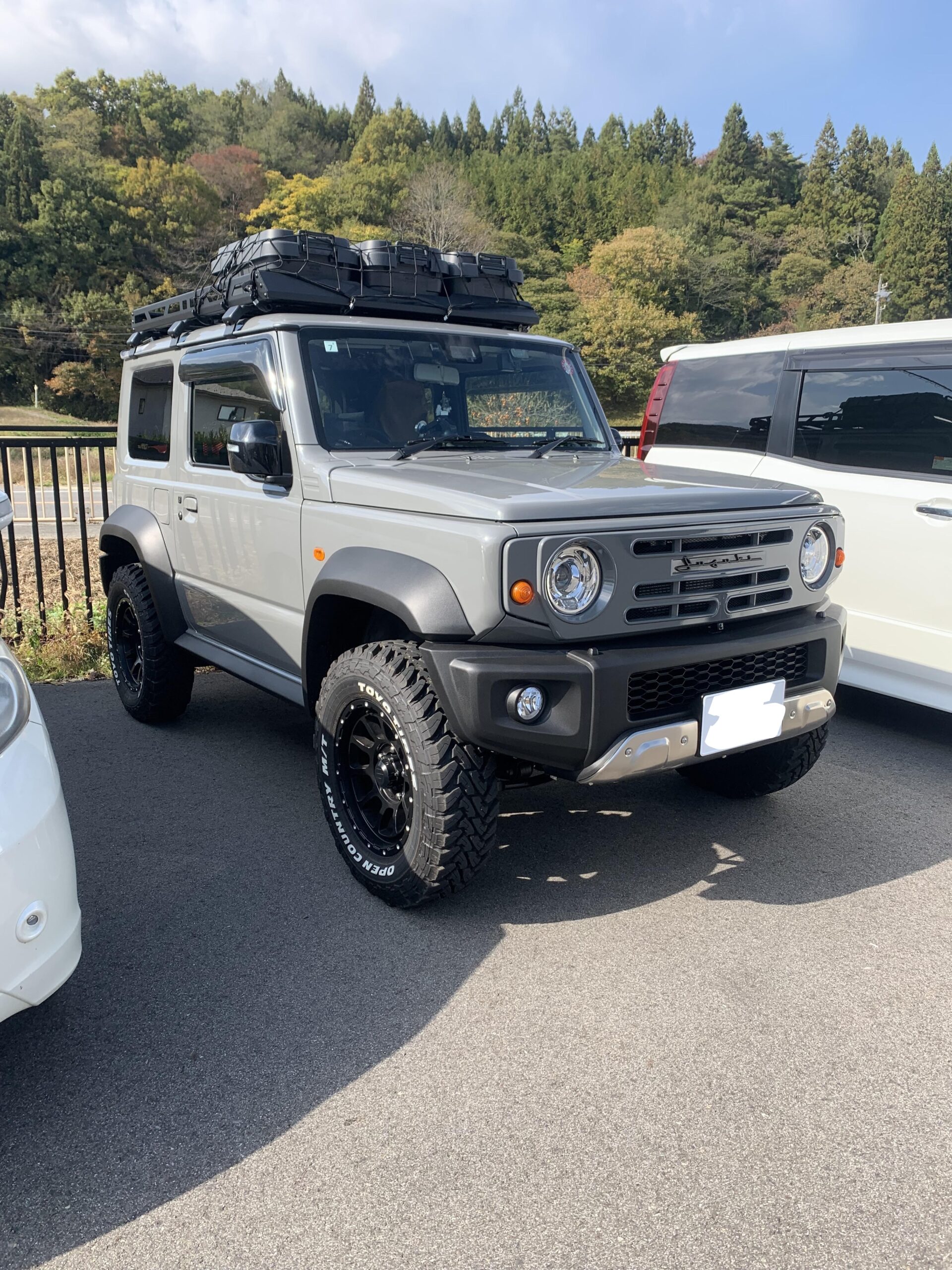 シエラ】225/75R16装着のカスタムジムニー紹介 - シエラブログ